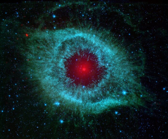 el magnifico telescopio puede ver el espacio.