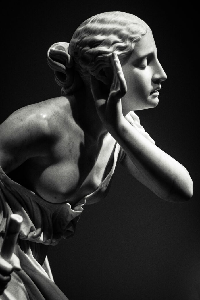 Pieza de arte romana es encontrada en Reino Unido
