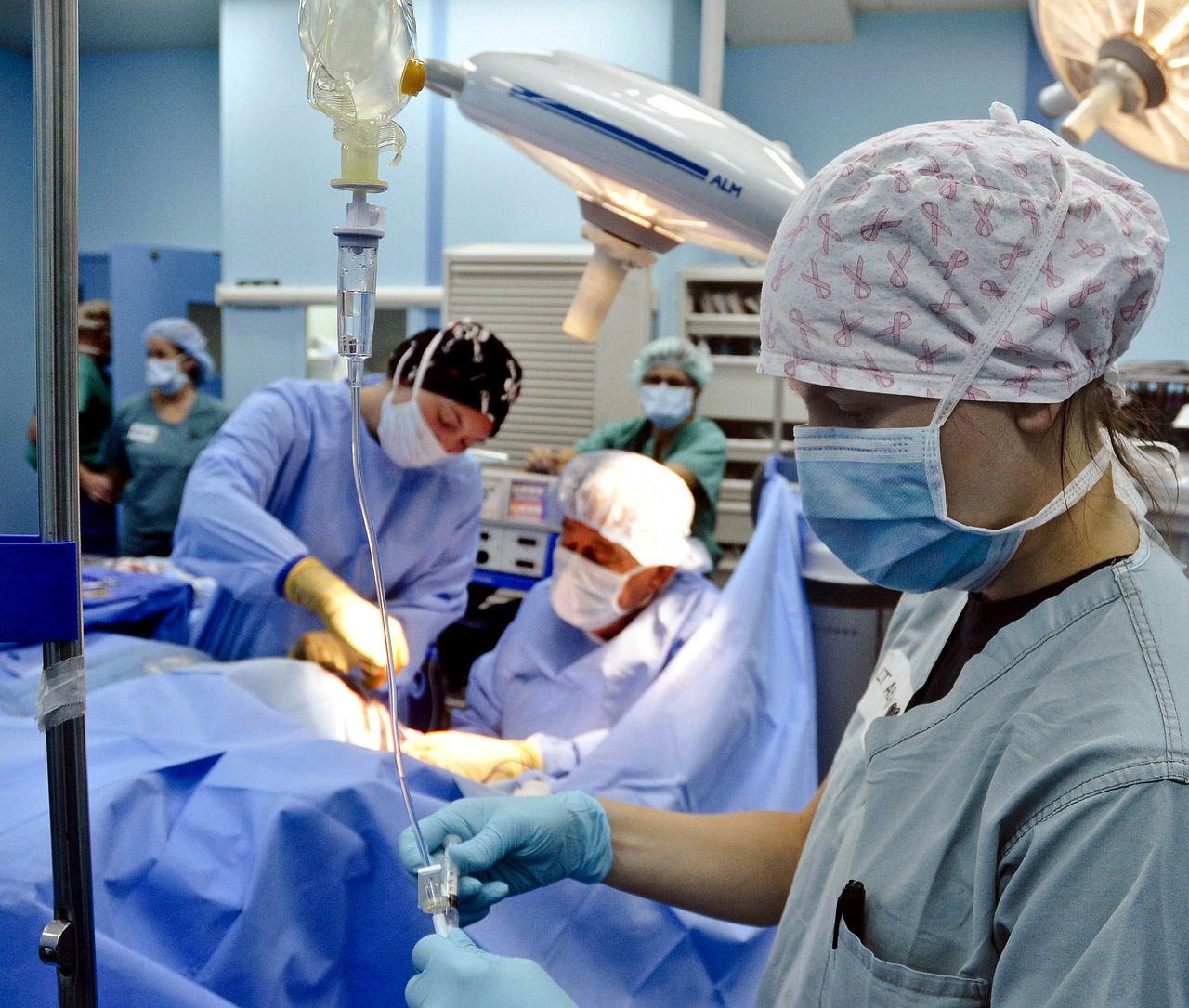 Colapsa techo en el IMSS de Cancún