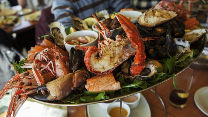 Los platillos gastronómicos de Sinaloa son reconocidos por sus mariscos.